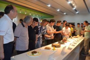 新乡餐饮协会莅临洛阳开云官方在线入口参观考察