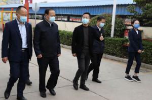 洛阳市政协主席杨炳旭莅临洛阳开云官方在线入口调研