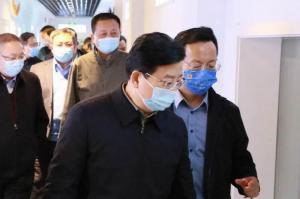洛阳市市长徐衣显莅临洛阳开云官方在线入口食品调研